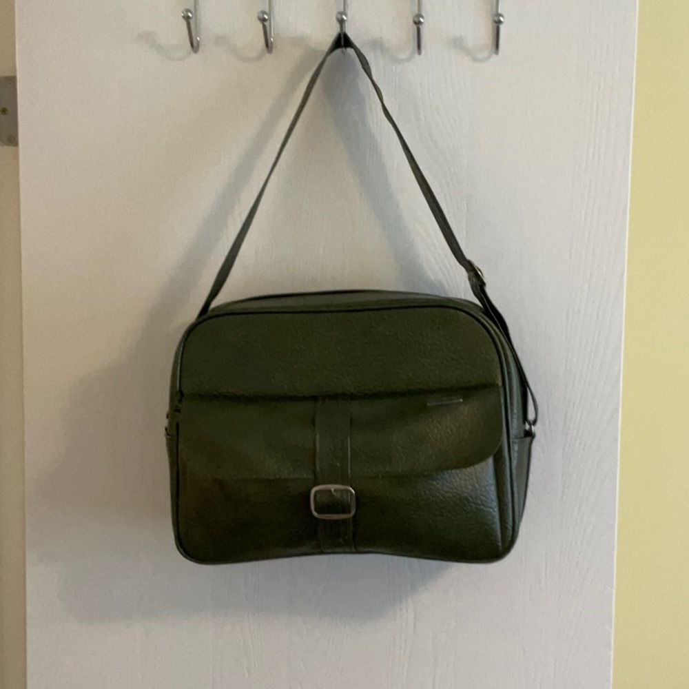 Samsonite Carry On/Overnight Bag